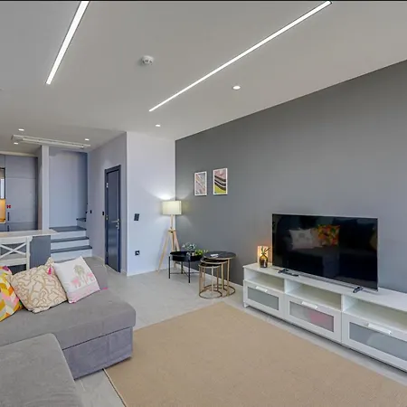 For Large Families, Duplex Villa-304 ヴィラ Çeşme